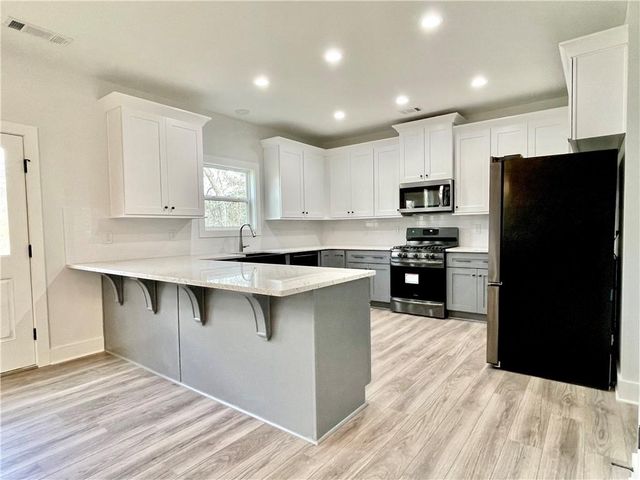 14 Altar Rock Court Court SE, Cartersville, GA 30121