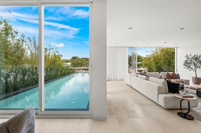 1031 W 48th St 6, Miami Beach, FL 33140