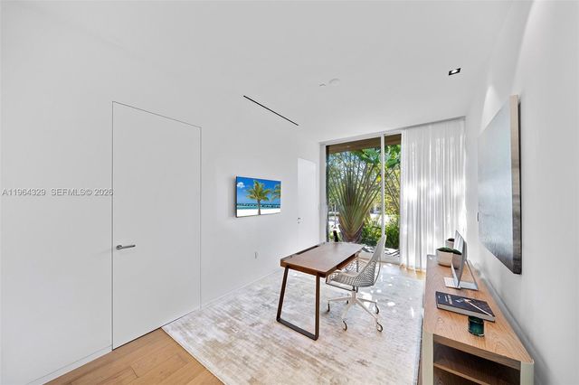 1031 W 48th St 6, Miami Beach, FL 33140