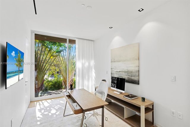 1031 W 48th St 6, Miami Beach, FL 33140