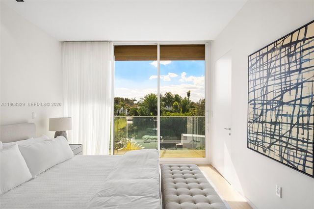 1031 W 48th St 6, Miami Beach, FL 33140