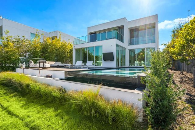 1031 W 48th St 6, Miami Beach, FL 33140