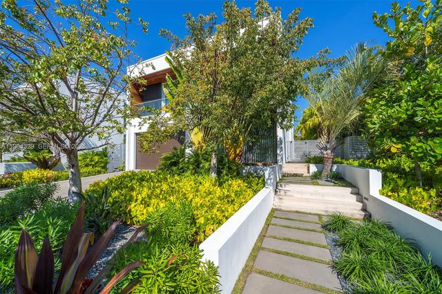 1031 W 48th St 6, Miami Beach, FL 33140