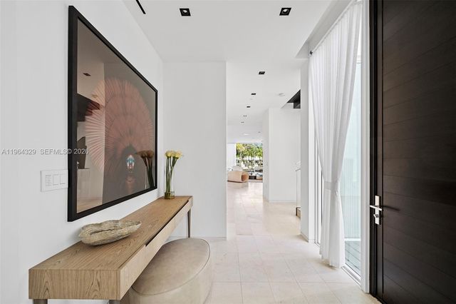 1031 W 48th St 6, Miami Beach, FL 33140