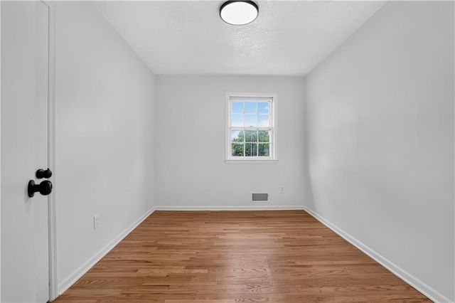 1002 E 79th Street, Kansas City, MO 64131