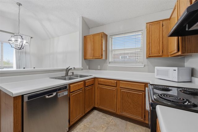 829 Parkwest Boulevard, Saginaw, TX 76179