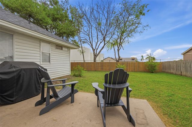 829 Parkwest Boulevard, Saginaw, TX 76179