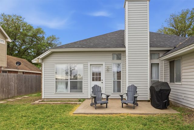 829 Parkwest Boulevard, Saginaw, TX 76179