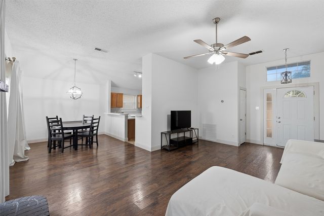 829 Parkwest Boulevard, Saginaw, TX 76179