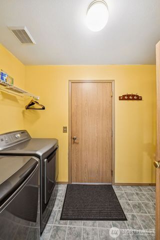 26010 114th Street Ct E, Buckley, WA 98321