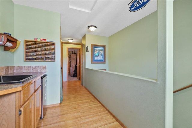 4312 E SINGLETREE Ave Ave, Colbert, WA 99005