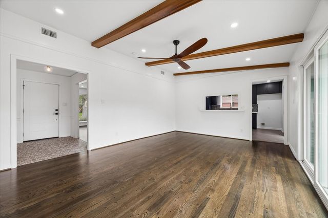 8527 Glenloch Drive, Houston, TX 77061