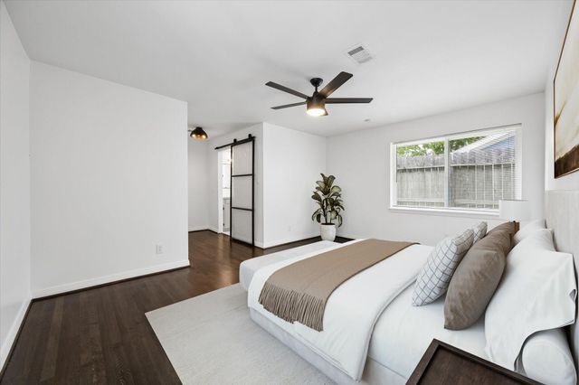 8527 Glenloch Drive, Houston, TX 77061