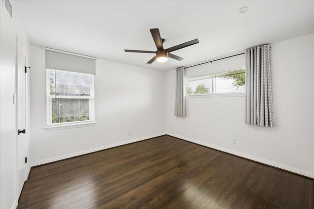 8527 Glenloch Drive, Houston, TX 77061