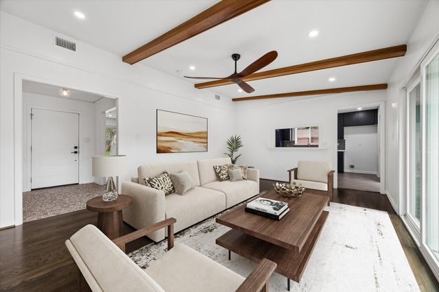 8527 Glenloch Drive, Houston, TX 77061