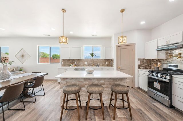 129 Chamartin Avenue, Rio Communities, NM 87002