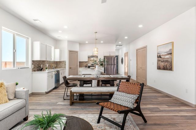 129 Chamartin Avenue, Rio Communities, NM 87002