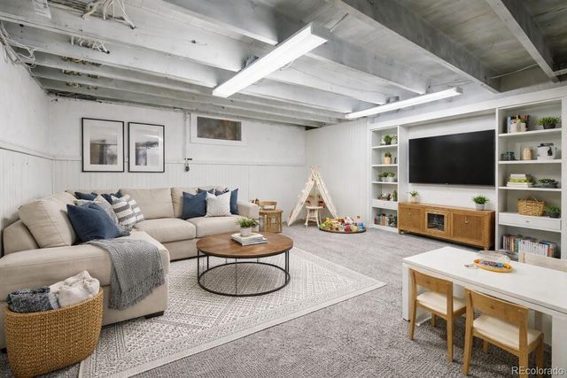 2715 N Cook Street, Denver, CO 80205