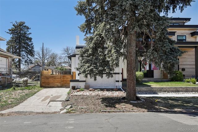 2715 N Cook Street, Denver, CO 80205