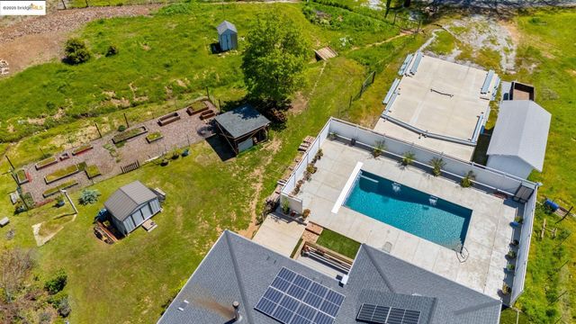 18060 Rob Ric Road, Sonora, CA 95370