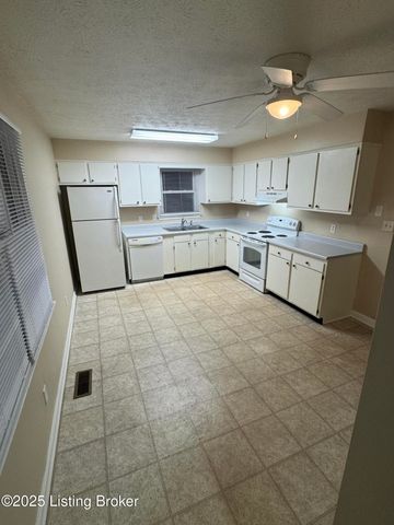 1808 Oakwood Dr, Shelbyville, KY 40065