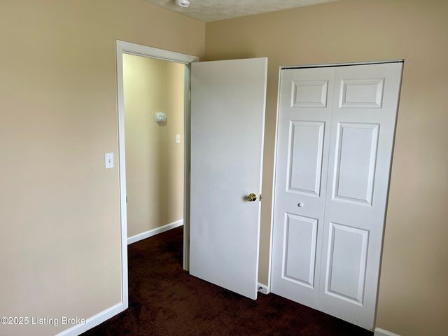 1808 Oakwood Dr, Shelbyville, KY 40065