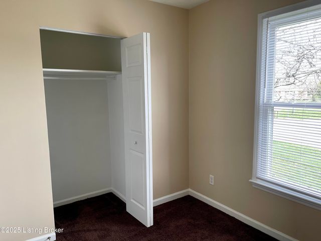 1808 Oakwood Dr, Shelbyville, KY 40065