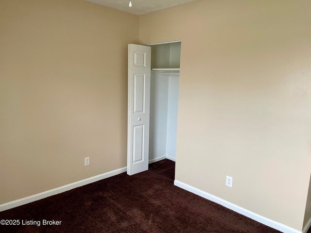 1808 Oakwood Dr, Shelbyville, KY 40065