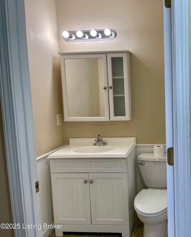 1808 Oakwood Dr, Shelbyville, KY 40065