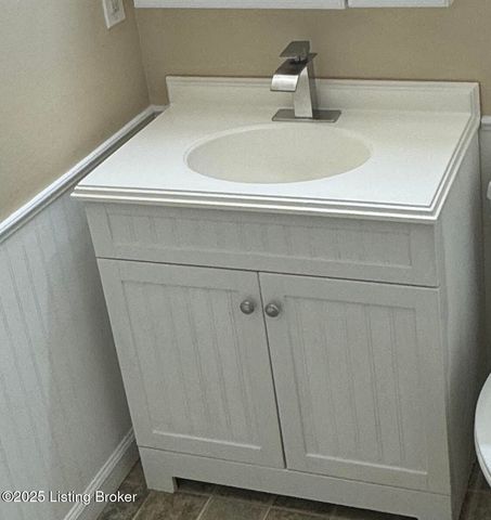 1808 Oakwood Dr, Shelbyville, KY 40065