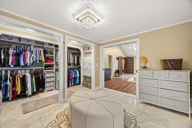871 Washington St, Franklin, MA 02038