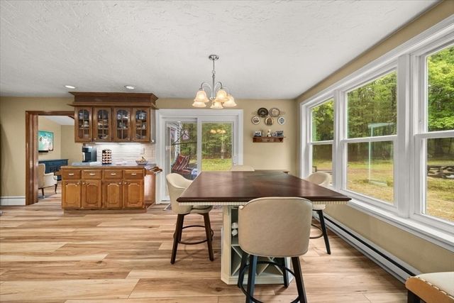 871 Washington St, Franklin, MA 02038