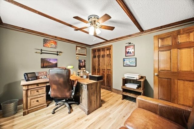 871 Washington St, Franklin, MA 02038