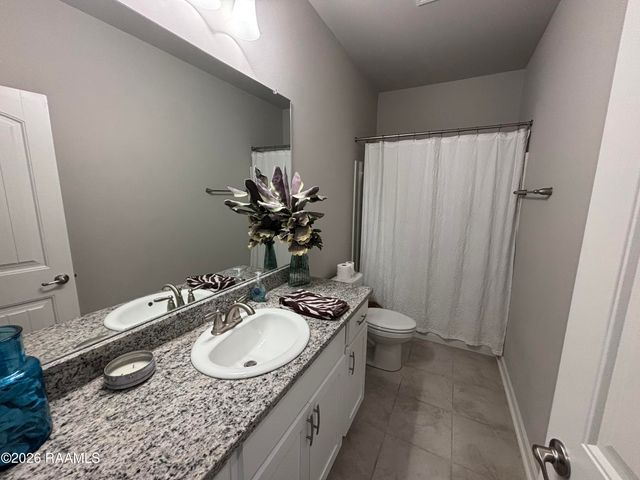 400 Eastwood Drive, Lafayette, LA 70508