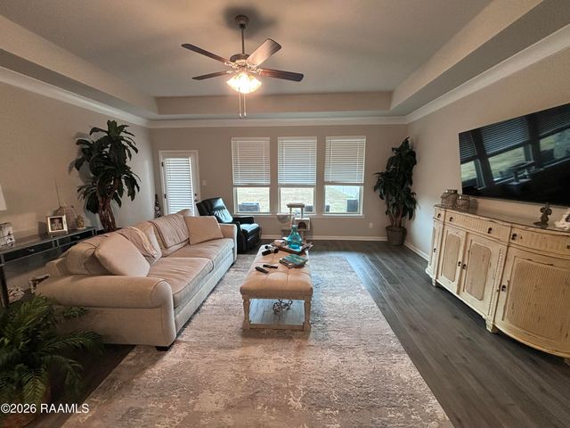 400 Eastwood Drive, Lafayette, LA 70508