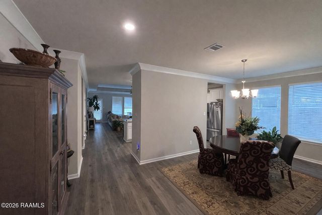 400 Eastwood Drive, Lafayette, LA 70508