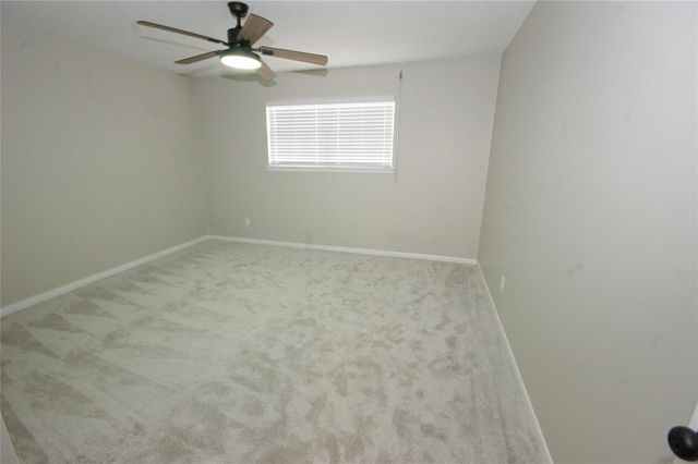 612 Falling Leaf Drive, Friendswood, TX 77546