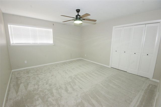 612 Falling Leaf Drive, Friendswood, TX 77546