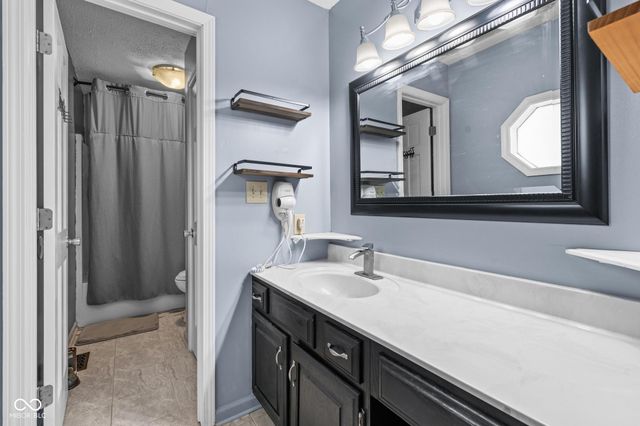 12113 N Rooker Road, Mooresville, IN 46158