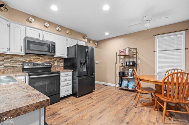 12113 N Rooker Road, Mooresville, IN 46158