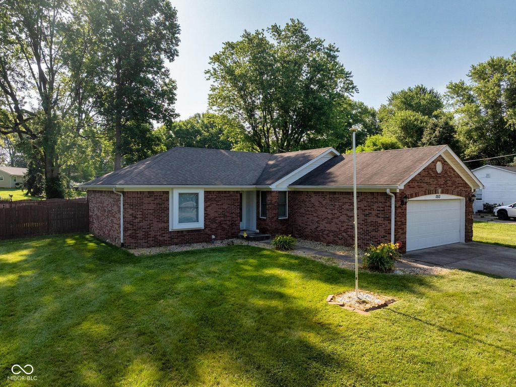 12113 N Rooker Road, Mooresville, IN 46158
