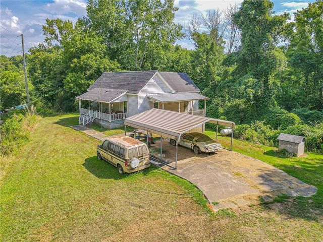 4542 E Hall Road, Gainesville, GA 30507