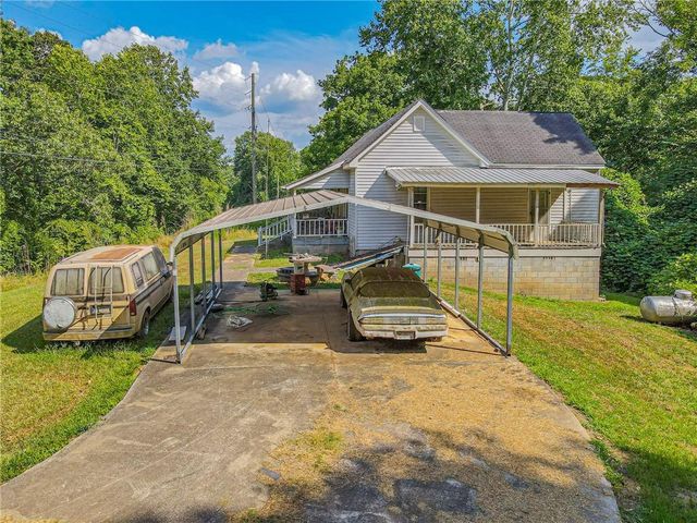 4542 E Hall Road, Gainesville, GA 30507
