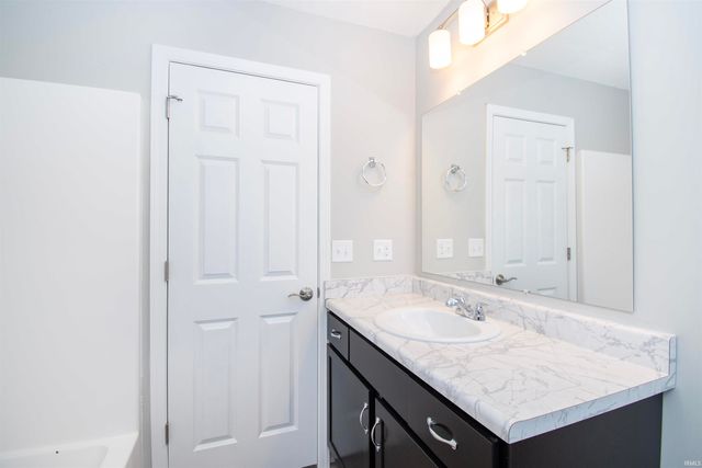 105 Pennsylvania Avenue, Kendallville, IN 46755