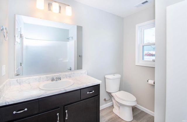 105 Pennsylvania Avenue, Kendallville, IN 46755