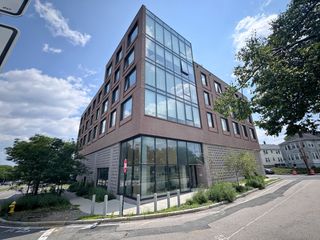 57 Quincy Shore Dr 608, Quincy, MA 02171