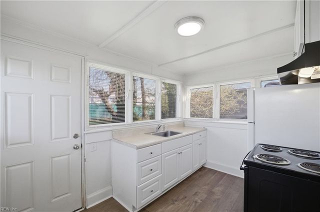 821 Mount Vernon AVE B, Portsmouth, VA 23707