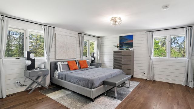 2710 W Regina Ln, Spokane, WA 99218