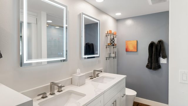 2710 W Regina Ln, Spokane, WA 99218