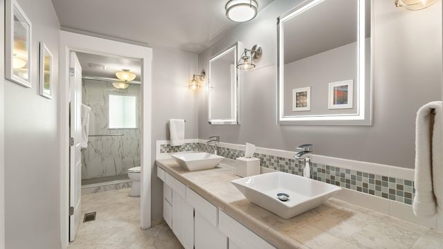 2710 W Regina Ln, Spokane, WA 99218